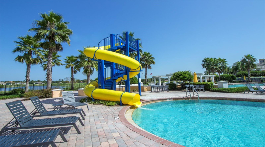 DAVENPORT, Florida 33837, 6 Bedrooms Bedrooms, ,5 BathroomsBathrooms,Residential,For Sale,CROFTON,0,MFRS5120801