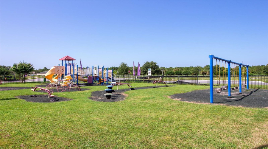 DAVENPORT, Florida 33837, 6 Bedrooms Bedrooms, ,5 BathroomsBathrooms,Residential,For Sale,CROFTON,0,MFRS5120801