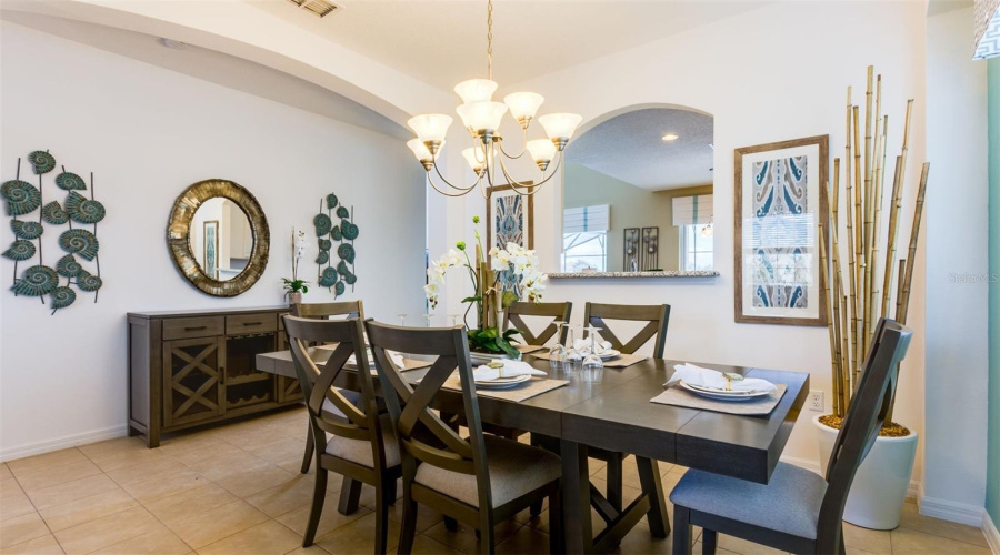 DAVENPORT, Florida 33837, 6 Bedrooms Bedrooms, ,5 BathroomsBathrooms,Residential,For Sale,CROFTON,0,MFRS5120801