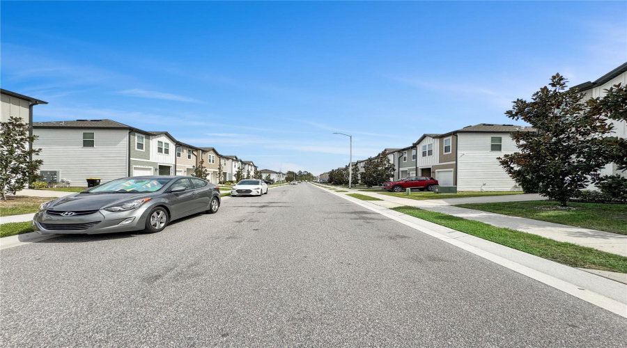 DAVENPORT, Florida 33837, 3 Bedrooms Bedrooms, ,2 BathroomsBathrooms,Residential,For Sale,MADISON,0,MFRO6285956