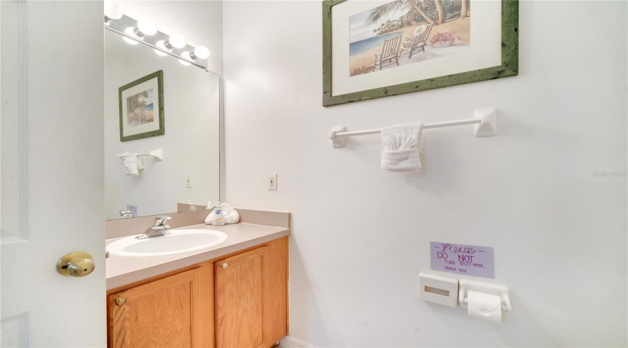KISSIMMEE, Florida 34746, 3 Bedrooms Bedrooms, ,2 BathroomsBathrooms,Residential,For Sale,PARK RIDGE,MFRO6286136