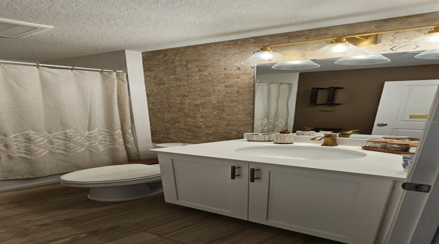 DAVENPORT, Florida 33896, 3 Bedrooms Bedrooms, ,2 BathroomsBathrooms,Residential,For Sale,LONGBOAT,0,MFRS5121498