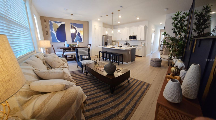 DAVENPORT, Florida 33896, 3 Bedrooms Bedrooms, ,2 BathroomsBathrooms,Residential,For Sale,LONGBOAT,0,MFRS5121498
