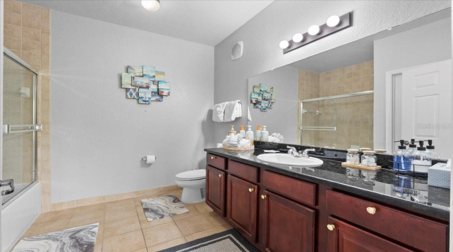 DAVENPORT, Florida 33896, 2 Bedrooms Bedrooms, ,2 BathroomsBathrooms,Residential,For Sale,TUSCANA,MFRO6286552