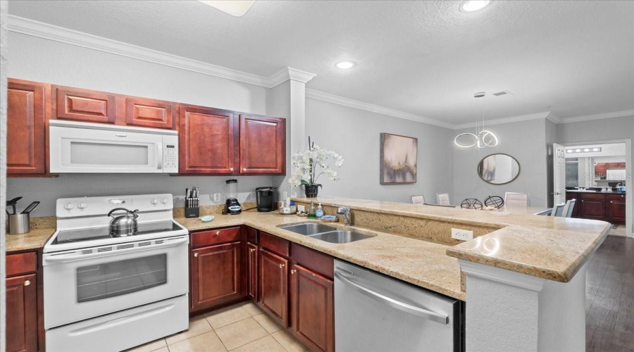 DAVENPORT, Florida 33896, 2 Bedrooms Bedrooms, ,2 BathroomsBathrooms,Residential,For Sale,TUSCANA,MFRO6286552