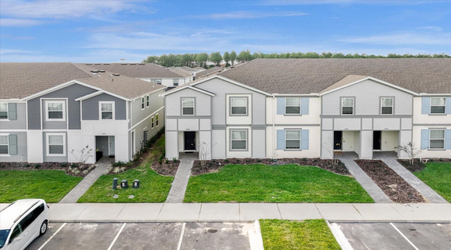 DAVENPORT, Florida 33897, 5 Bedrooms Bedrooms, ,4 BathroomsBathrooms,Residential,For Sale,LANA,0,MFRO6284902