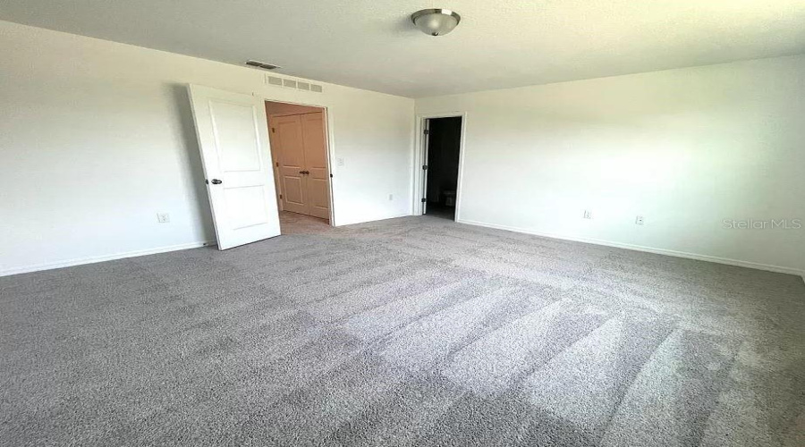 DAVENPORT, Florida 33837, 3 Bedrooms Bedrooms, ,2 BathroomsBathrooms,Residential,For Sale,MADISON,0,MFRO6284643