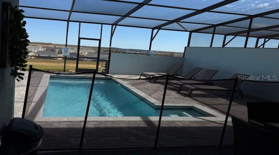 DAVENPORT, Florida 33897, 5 Bedrooms Bedrooms, ,4 BathroomsBathrooms,Residential,For Sale,JASMINE,0,MFRTB8356108