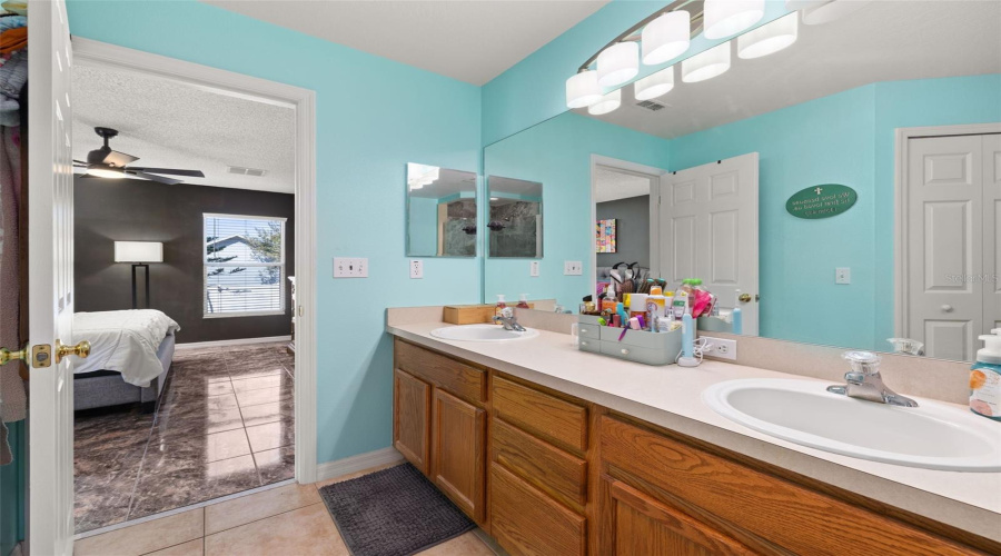 DAVENPORT, Florida 33837, 4 Bedrooms Bedrooms, ,2 BathroomsBathrooms,Residential,For Sale,LAKE CHARLES,0,MFRS5121798