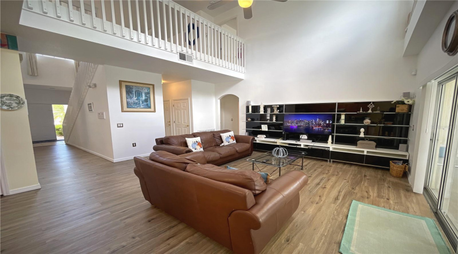 KISSIMMEE, Florida 34746, 5 Bedrooms Bedrooms, ,3 BathroomsBathrooms,Residential,For Sale,CUMBRIAN LAKES,0,MFRS5121846