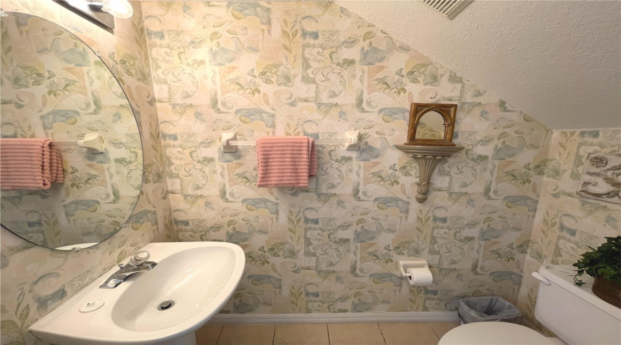 KISSIMMEE, Florida 34746, 5 Bedrooms Bedrooms, ,3 BathroomsBathrooms,Residential,For Sale,CUMBRIAN LAKES,0,MFRS5121846