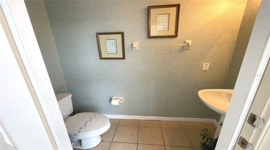 KISSIMMEE, Florida 34746, 5 Bedrooms Bedrooms, ,3 BathroomsBathrooms,Residential,For Sale,CUMBRIAN LAKES,0,MFRS5121846