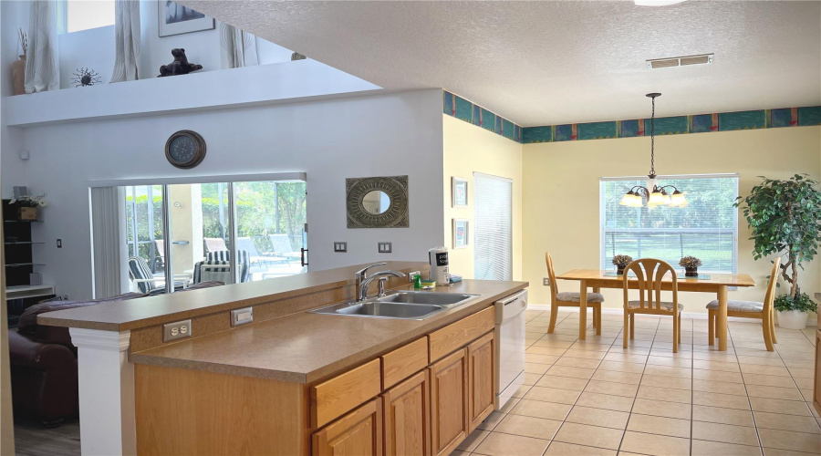 KISSIMMEE, Florida 34746, 5 Bedrooms Bedrooms, ,3 BathroomsBathrooms,Residential,For Sale,CUMBRIAN LAKES,0,MFRS5121846