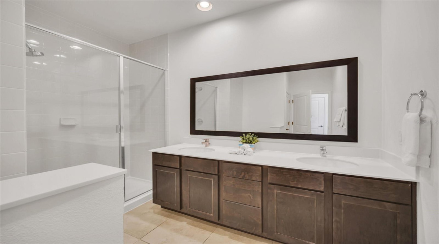 KISSIMMEE, Florida 34746, 2 Bedrooms Bedrooms, ,2 BathroomsBathrooms,Residential,For Sale,CORVETTE,0,MFRO6287008
