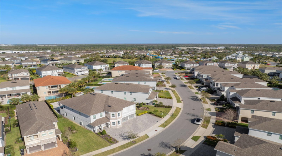 KISSIMMEE, Florida 34747, 11 Bedrooms Bedrooms, ,10 BathroomsBathrooms,Residential,For Sale,GRABEN,0,MFRO6183803
