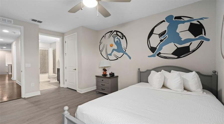 KISSIMMEE, Florida 34747, 11 Bedrooms Bedrooms, ,10 BathroomsBathrooms,Residential,For Sale,GRABEN,0,MFRO6183803