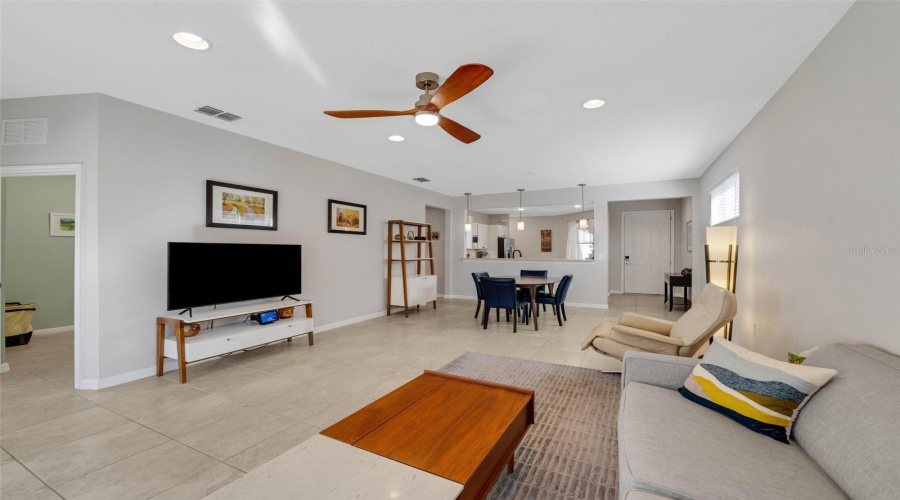 DAVENPORT, Florida 33837, 2 Bedrooms Bedrooms, ,2 BathroomsBathrooms,Residential,For Sale,SALAMANCA,0,MFRS5120344