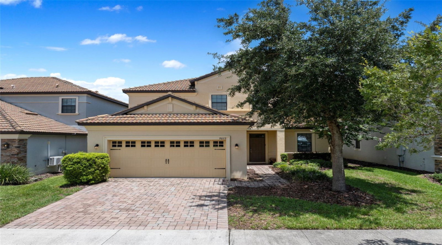 Davenport, Florida 33896, 5 Bedrooms Bedrooms, ,4 Bathroomsbathrooms,Residential,For Sale,Shadow Mountain,Mfro6286380