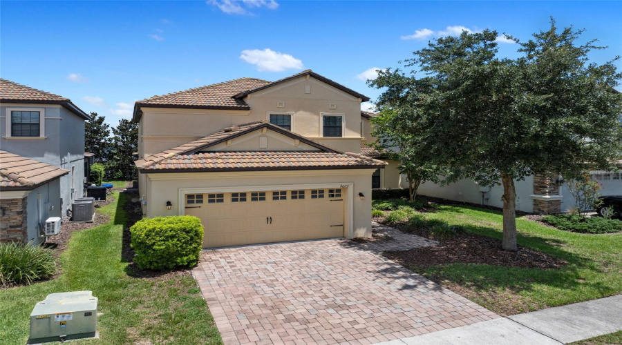 Davenport, Florida 33896, 5 Bedrooms Bedrooms, ,4 Bathroomsbathrooms,Residential,For Sale,Shadow Mountain,Mfro6286380