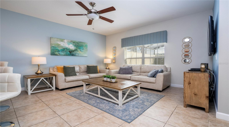 KISSIMMEE, Florida 34746, 4 Bedrooms Bedrooms, ,3 BathroomsBathrooms,Residential,For Sale,PEQUOD,0,MFRO6285825