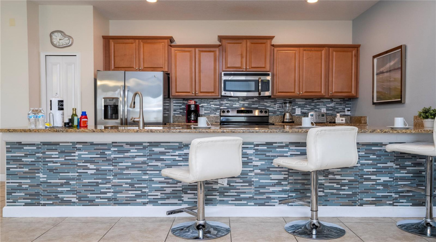 KISSIMMEE, Florida 34746, 4 Bedrooms Bedrooms, ,3 BathroomsBathrooms,Residential,For Sale,PEQUOD,0,MFRO6285825