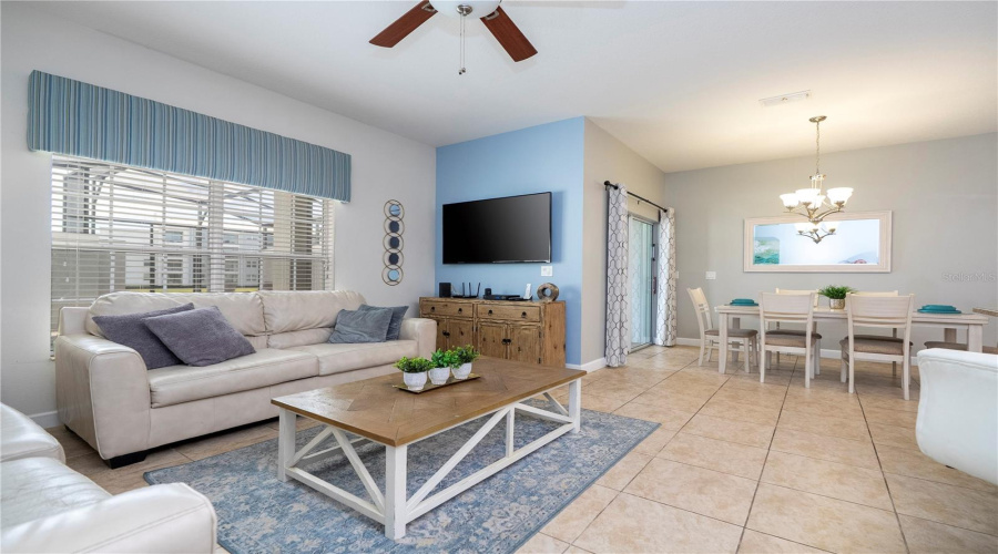 KISSIMMEE, Florida 34746, 4 Bedrooms Bedrooms, ,3 BathroomsBathrooms,Residential,For Sale,PEQUOD,0,MFRO6285825