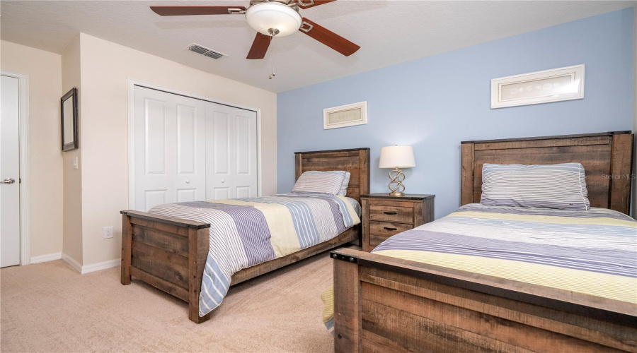 KISSIMMEE, Florida 34746, 4 Bedrooms Bedrooms, ,3 BathroomsBathrooms,Residential,For Sale,PEQUOD,0,MFRO6285825