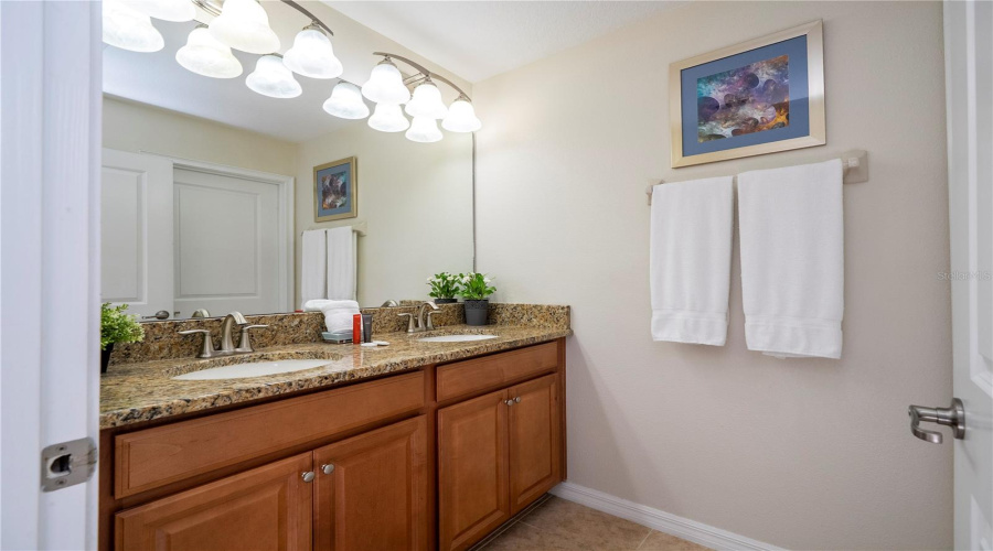 KISSIMMEE, Florida 34746, 4 Bedrooms Bedrooms, ,3 BathroomsBathrooms,Residential,For Sale,PEQUOD,0,MFRO6285825
