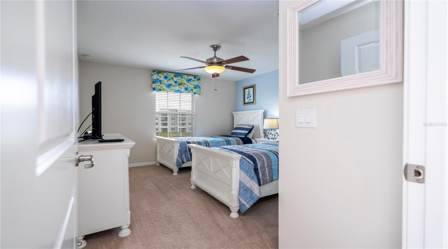 KISSIMMEE, Florida 34746, 4 Bedrooms Bedrooms, ,3 BathroomsBathrooms,Residential,For Sale,PEQUOD,0,MFRO6285825