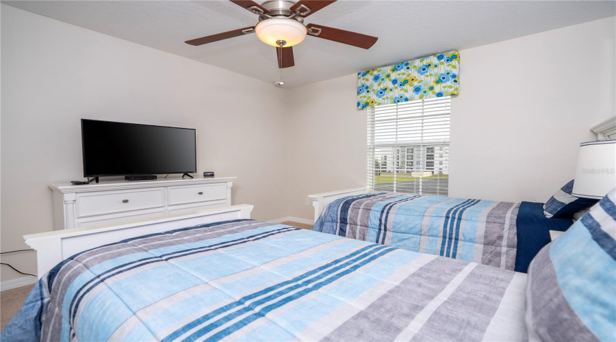 KISSIMMEE, Florida 34746, 4 Bedrooms Bedrooms, ,3 BathroomsBathrooms,Residential,For Sale,PEQUOD,0,MFRO6285825