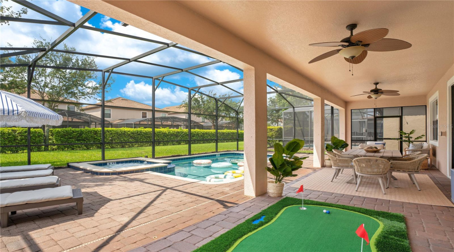 Davenport, Florida 33896, 8 Bedrooms Bedrooms, ,5 Bathroomsbathrooms,Residential,For Sale,Rolling Fairway,Mfro6286330