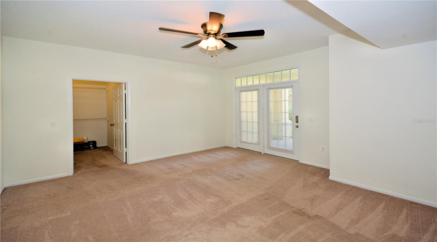 Kissimmee, Florida 34747, 3 Bedrooms Bedrooms, ,3 Bathroomsbathrooms,Residential,For Sale,Longview,Mfro6285866