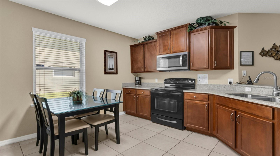 KISSIMMEE, Florida 34747, 5 Bedrooms Bedrooms, ,4 BathroomsBathrooms,Residential,For Sale,STROMBOLI,0,MFRO6286908