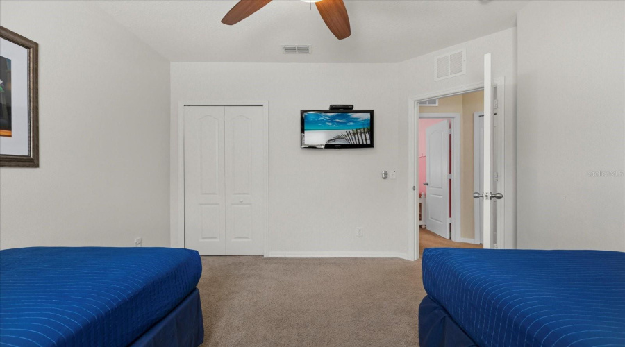 KISSIMMEE, Florida 34747, 5 Bedrooms Bedrooms, ,4 BathroomsBathrooms,Residential,For Sale,STROMBOLI,0,MFRO6286908
