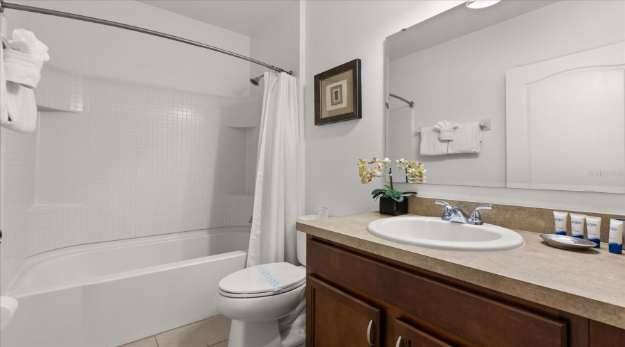 KISSIMMEE, Florida 34747, 5 Bedrooms Bedrooms, ,4 BathroomsBathrooms,Residential,For Sale,STROMBOLI,0,MFRO6286908