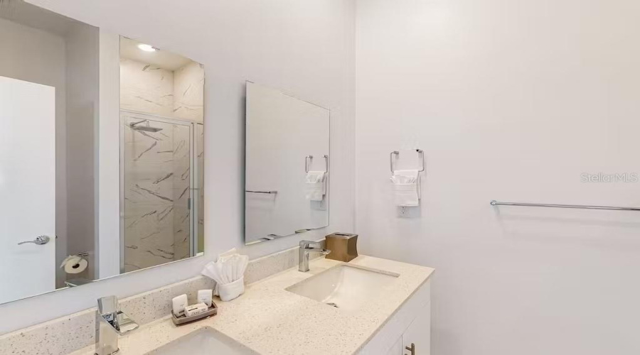 DAVENPORT, Florida 33896, 4 Bedrooms Bedrooms, ,4 BathroomsBathrooms,Residential,For Sale,FAMAGUSTA,0,MFRO6287110
