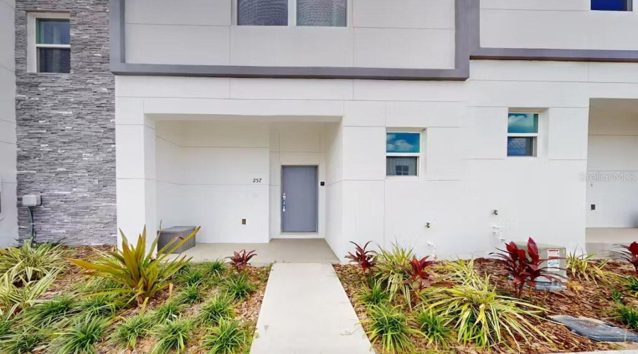 DAVENPORT, Florida 33896, 4 Bedrooms Bedrooms, ,4 BathroomsBathrooms,Residential,For Sale,FAMAGUSTA,0,MFRO6287110