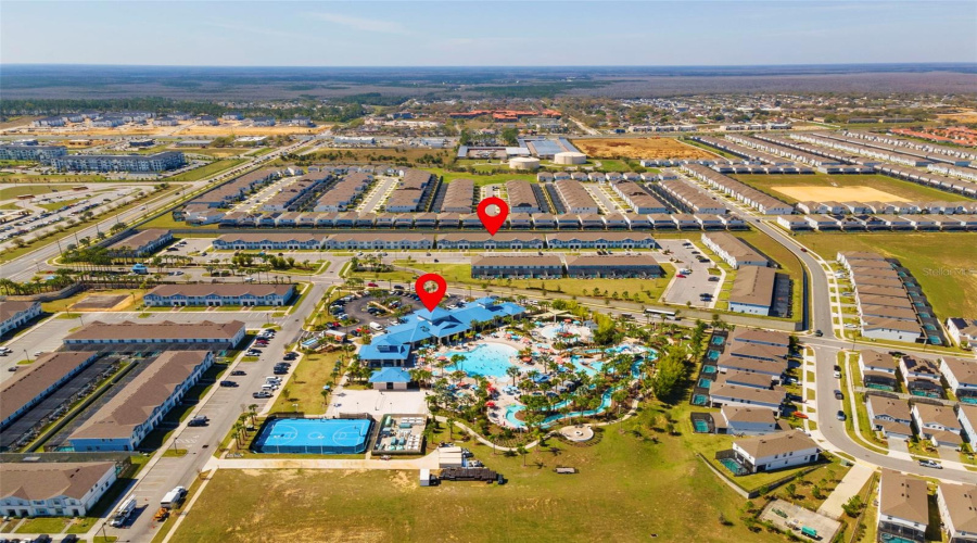 DAVENPORT, Florida 33897, 5 Bedrooms Bedrooms, ,4 BathroomsBathrooms,Residential,For Sale,PARADISE,0,MFRO6286884