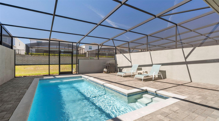 DAVENPORT, Florida 33897, 5 Bedrooms Bedrooms, ,4 BathroomsBathrooms,Residential,For Sale,PARADISE,0,MFRO6286884