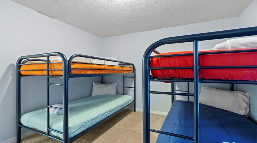 DAVENPORT, Florida 33897, 5 Bedrooms Bedrooms, ,4 BathroomsBathrooms,Residential,For Sale,PARADISE,0,MFRO6286884