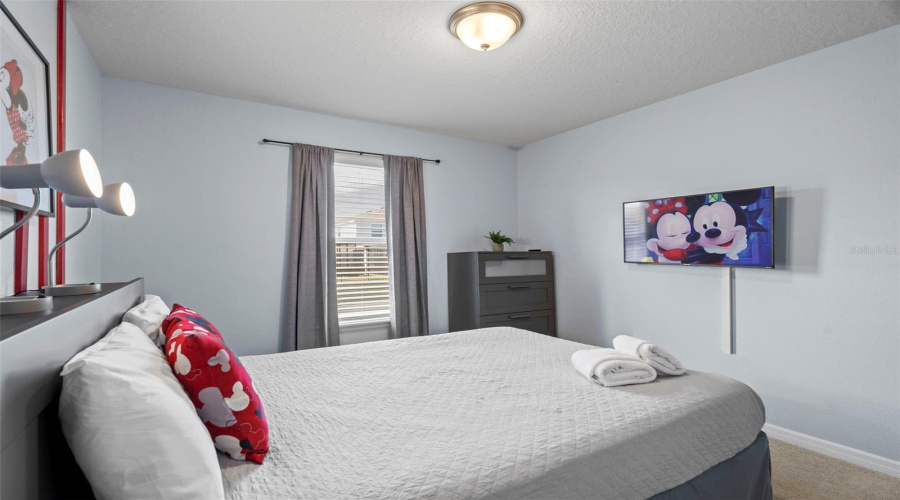 DAVENPORT, Florida 33897, 5 Bedrooms Bedrooms, ,4 BathroomsBathrooms,Residential,For Sale,PARADISE,0,MFRO6286884