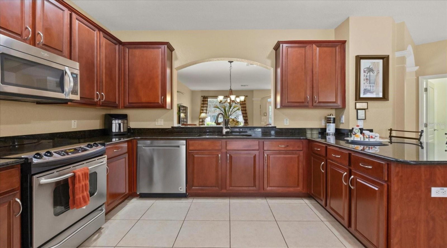 KISSIMMEE, Florida 34747, 6 Bedrooms Bedrooms, ,4 BathroomsBathrooms,Residential,For Sale,ARCHFELD,0,MFRO6286940