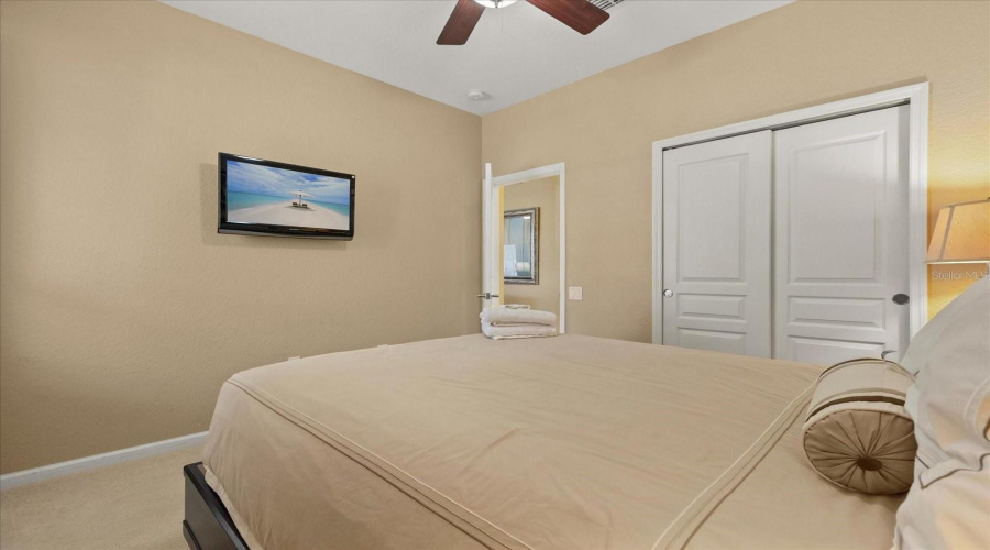 KISSIMMEE, Florida 34747, 6 Bedrooms Bedrooms, ,4 BathroomsBathrooms,Residential,For Sale,ARCHFELD,0,MFRO6286940