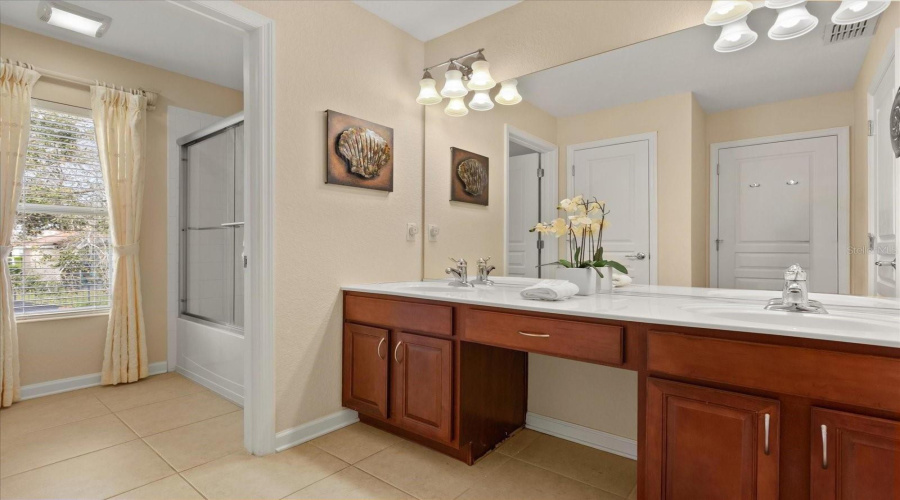 KISSIMMEE, Florida 34747, 6 Bedrooms Bedrooms, ,4 BathroomsBathrooms,Residential,For Sale,ARCHFELD,0,MFRO6286940