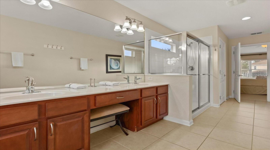 KISSIMMEE, Florida 34747, 6 Bedrooms Bedrooms, ,4 BathroomsBathrooms,Residential,For Sale,ARCHFELD,0,MFRO6286940