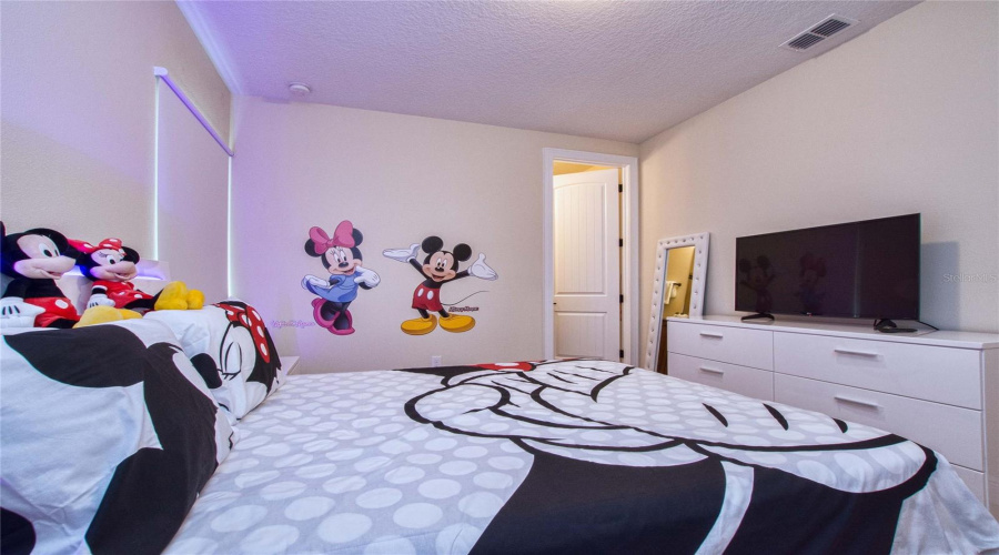 REUNION, Florida 34747, 5 Bedrooms Bedrooms, ,5 BathroomsBathrooms,Residential,For Sale,LOXAHATCHEE,0,MFRO6286806