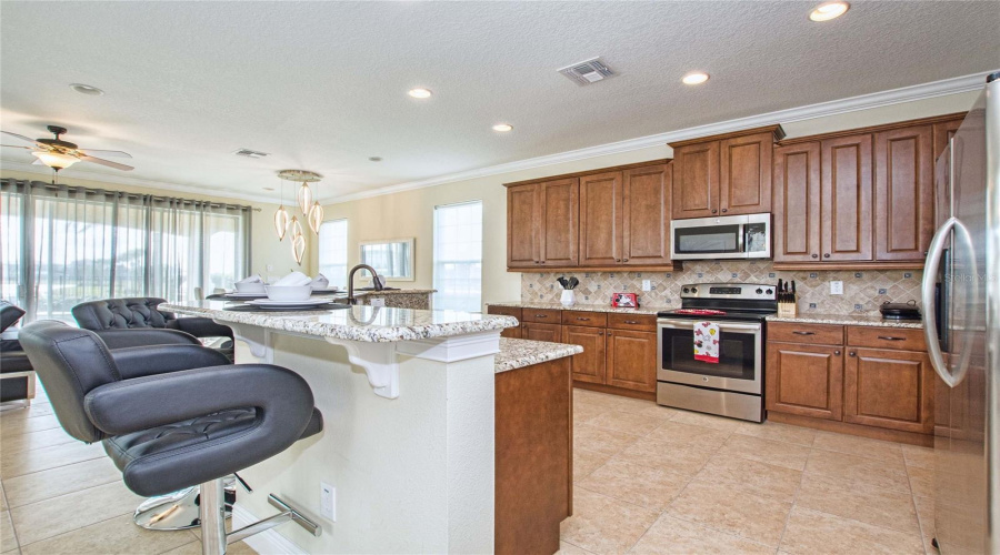 REUNION, Florida 34747, 5 Bedrooms Bedrooms, ,5 BathroomsBathrooms,Residential,For Sale,LOXAHATCHEE,0,MFRO6286806