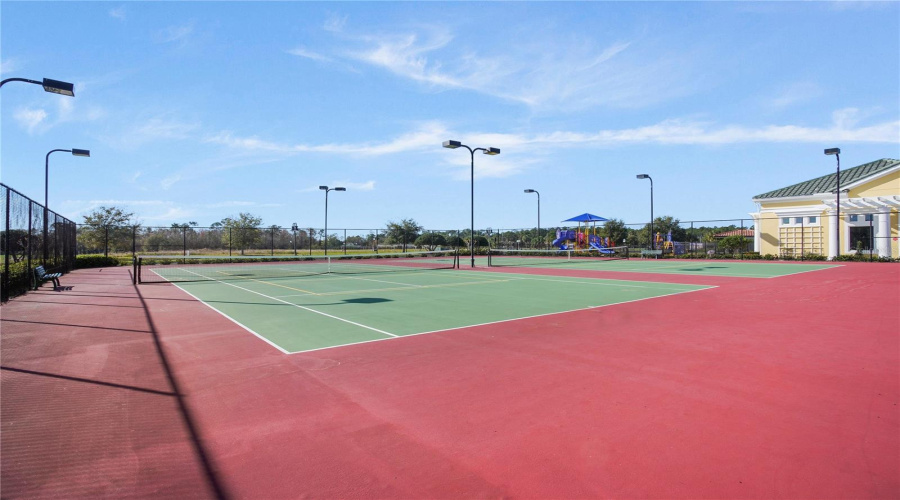DAVENPORT, Florida 33837, 4 Bedrooms Bedrooms, ,2 BathroomsBathrooms,Residential,For Sale,BRIDGEHAVEN,MFRTB8358186