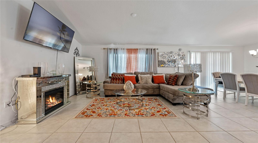 KISSIMMEE, Florida 34746, 3 Bedrooms Bedrooms, ,2 BathroomsBathrooms,Residential,For Sale,CASABLANCA,0,MFRO6286212