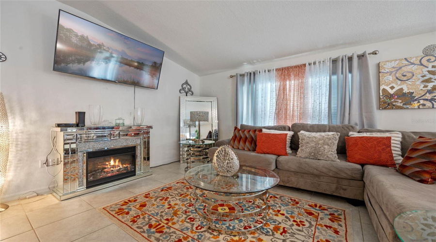 KISSIMMEE, Florida 34746, 3 Bedrooms Bedrooms, ,2 BathroomsBathrooms,Residential,For Sale,CASABLANCA,0,MFRO6286212